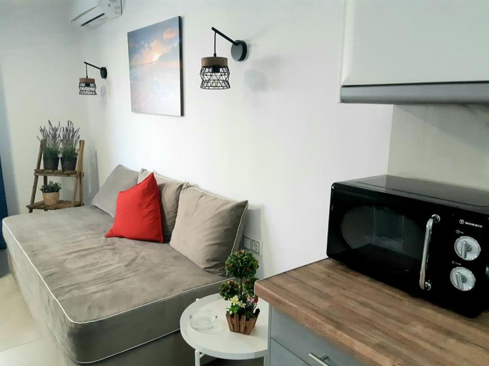 Evaggelia Design Suite Nea Peramos  Exterior photo