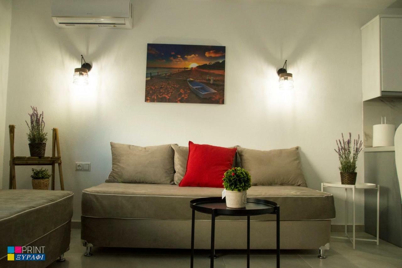 Evaggelia Design Suite Nea Peramos  Exterior photo